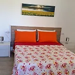 un passo dal mare