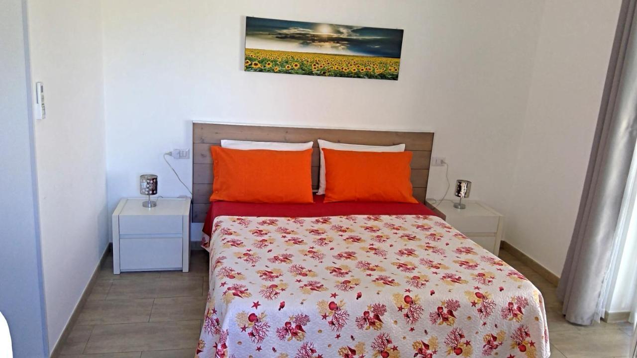 Un Passo Dal Mare Bed & Breakfast 5*
